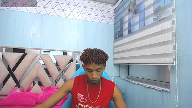 sexy blacks  online show from 01/20/25, 11:24