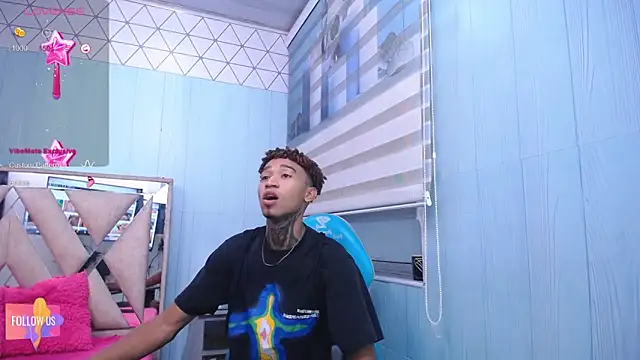 sexy blacks  online show from 02/15/25, 11:28