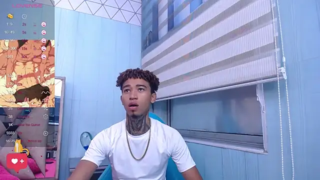 sexy blacks  online show from 03/19/25, 11:28