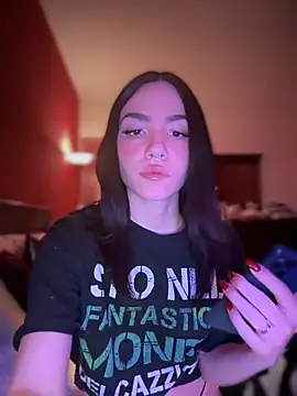 ShannonShanny online show from 01/17/25, 04:57