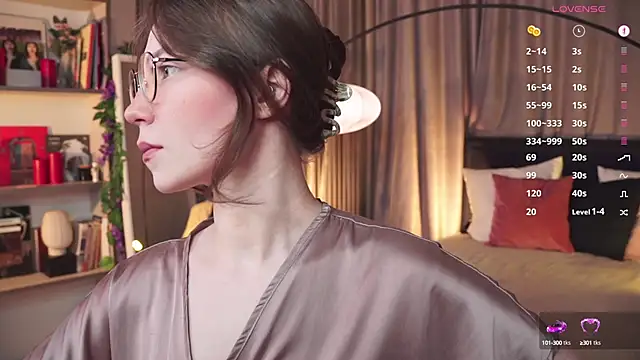 askaudrey  online show from 02/07/25, 01:53