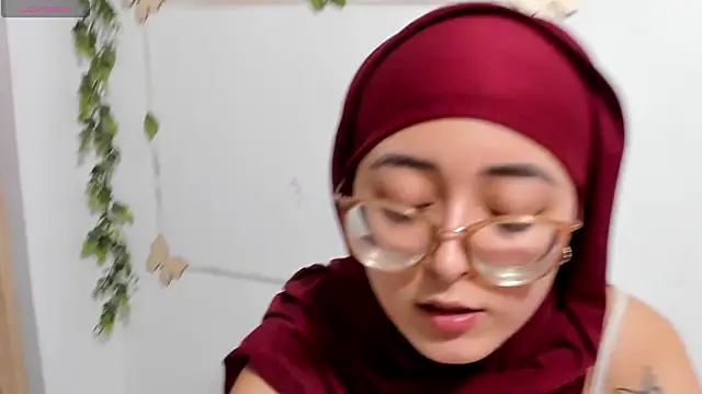 Snapshot of aysel_elid chatting on 04/03/26, 10:41 aysel elid online show from 04/03/26, 10:41