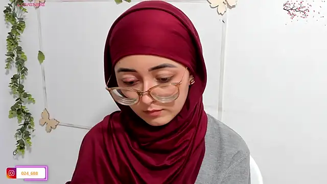 Snapshot of aysel_elid chatting on 04/08/26, 11:59 aysel elid online show from 04/08/26, 11:59