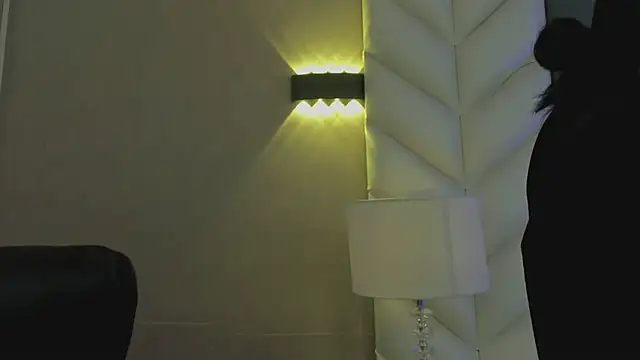 ChloeHarper  online show from 05/22/26, 11:38