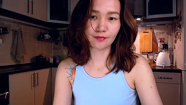 Snapshot of Kelly_Yon chatting on 09/24/25, 08:45 Kelly Yon online show from 09/24/25, 08:45