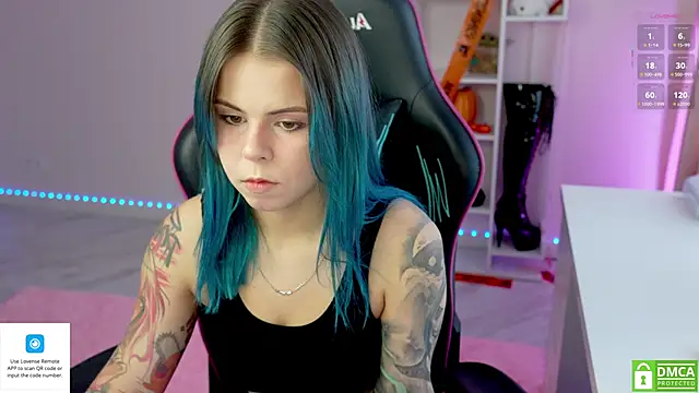 Latex Kitty online show from 10/14/25, 11:55