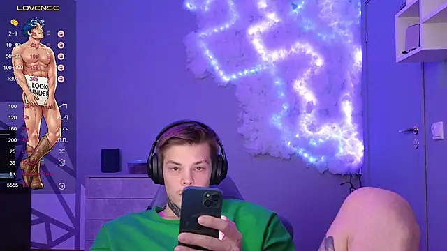 DENIS HERE online show from 12/10/24, 07:11