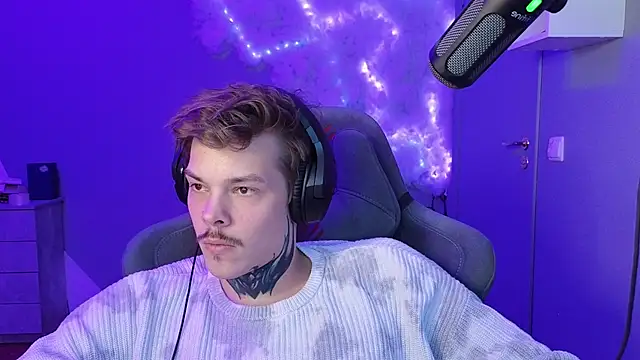 DENIS HERE online show from 01/25/25, 11:23