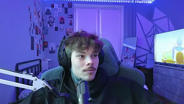 DENIS HERE online show from 02/06/25, 02:26