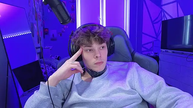 DENIS HERE online show from 02/15/25, 12:01