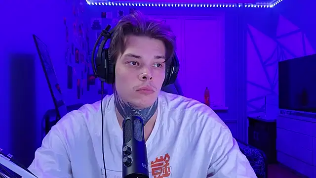 DENIS HERE online show from 02/18/25, 12:37