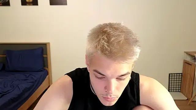 DENIS HERE online show from 09/09/25, 04:39