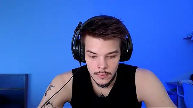 DENIS HERE online show from 11/27/25, 06:21