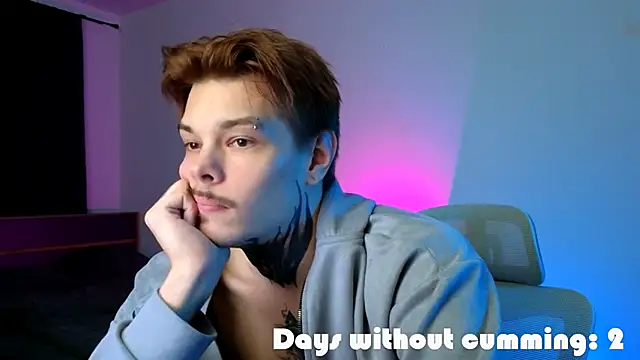 Snapshot of DENIS_HERE chatting on 03/21/26, 12:15 DENIS HERE online show from 03/21/26, 12:15