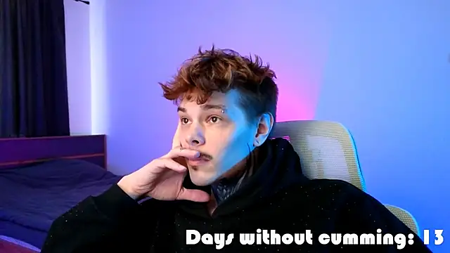 Snapshot of DENIS_HERE chatting on 03/30/26, 08:59 DENIS HERE online show from 03/30/26, 08:59