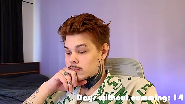 Snapshot of DENIS_HERE chatting on 03/31/26, 09:43 DENIS HERE online show from 03/31/26, 09:43