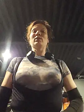 Exhibitionsplit online show from 09/21/25, 09:38