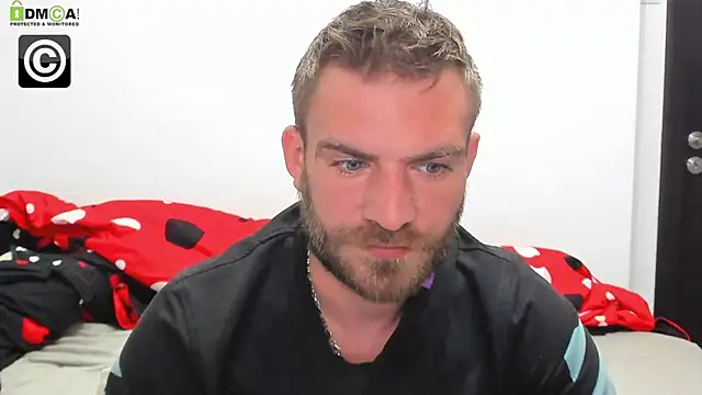 Snapshot of 10in_deluxe chatting on 12/06/24, 04:28 10in deluxe online show from 12/06/24, 04:28