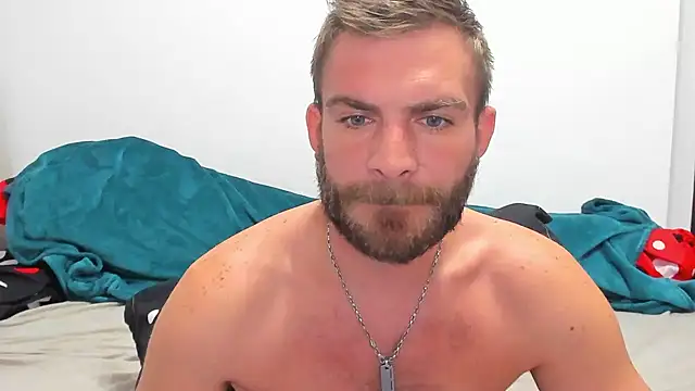 Snapshot of 10in_deluxe chatting on 12/15/24, 08:41 10in deluxe online show from 12/15/24, 08:41