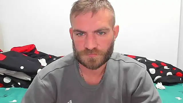 Snapshot of 10in_deluxe chatting on 12/20/24, 09:32 10in deluxe online show from 12/20/24, 09:32