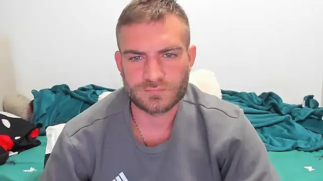 Snapshot of 10in_deluxe chatting on 12/23/24, 11:57 10in deluxe online show from 12/23/24, 11:57