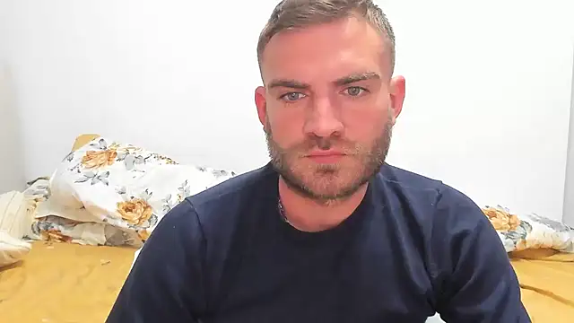 Snapshot of 10in_deluxe chatting on 01/15/25, 08:51 10in deluxe online show from 01/15/25, 08:51