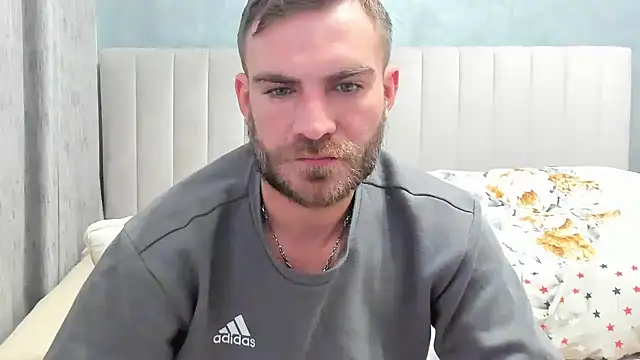 Snapshot of 10in_deluxe chatting on 01/24/25, 07:41 10in deluxe online show from 01/24/25, 07:41