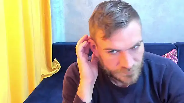 Snapshot of 10in_deluxe chatting on 02/20/25, 09:22 10in deluxe online show from 02/20/25, 09:22