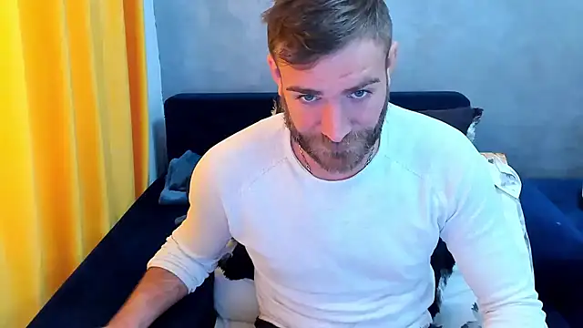 Snapshot of 10in_deluxe chatting on 02/21/25, 09:56 10in deluxe online show from 02/21/25, 09:56