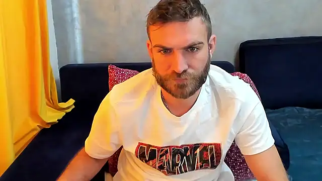 Snapshot of 10in_deluxe chatting on 02/24/25, 07:55 10in deluxe online show from 02/24/25, 07:55