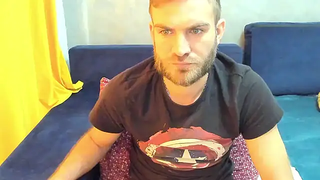 Snapshot of 10in_deluxe chatting on 02/26/25, 06:47 10in deluxe online show from 02/26/25, 06:47