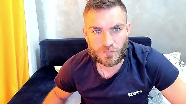 Snapshot of 10in_deluxe chatting on 03/07/25, 06:35 10in deluxe online show from 03/07/25, 06:35