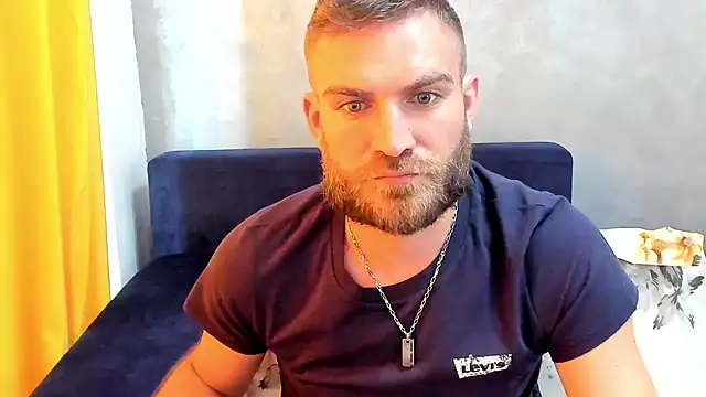 Snapshot of 10in_deluxe chatting on 03/07/25, 09:40 10in deluxe online show from 03/07/25, 09:40