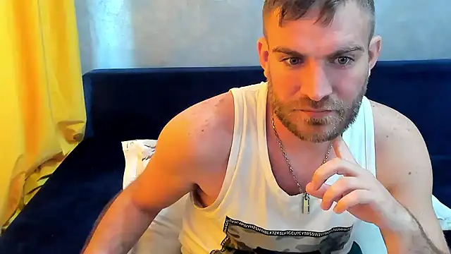 Snapshot of 10in_deluxe chatting on 03/10/25, 08:15 10in deluxe online show from 03/10/25, 08:15