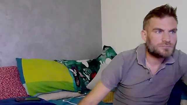 Snapshot of 10in_deluxe chatting on 10/03/25, 07:38 10in deluxe online show from 10/03/25, 07:38