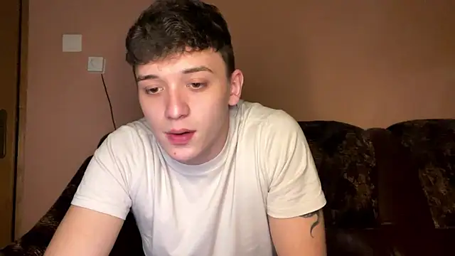 Snapshot of Joedonovan1 chatting on 01/06/25, 07:24 Joedonovan1 online show from 01/06/25, 07:24