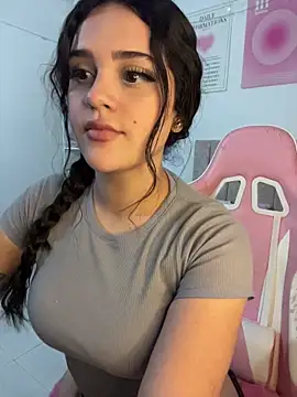 violet-333 online show from 05/02/26, 03:33