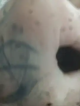 Snapshot of Consolodasuavida chatting on 10/13/25, 01:22 Consolodasuavida online show from 10/13/25, 01:22