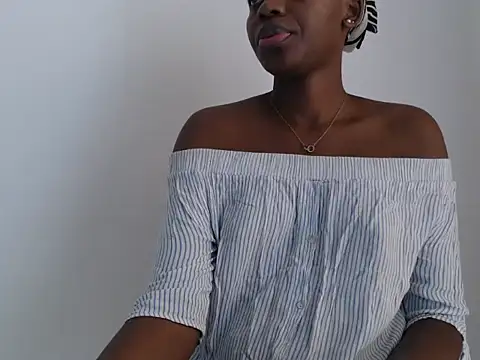 black   ghodess online show from 09/17/25, 07:43