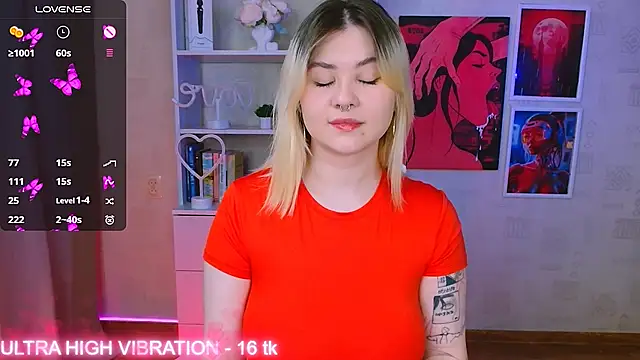 Snapshot of cutie_mili chatting on 02/02/25, 02:24 cutie mili online show from 02/02/25, 02:24