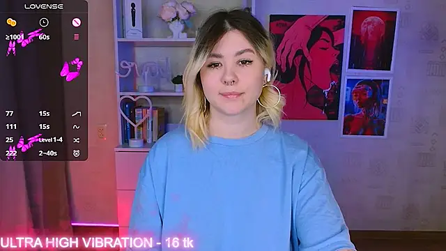 Snapshot of cutie_mili chatting on 02/08/25, 10:51 cutie mili online show from 02/08/25, 10:51