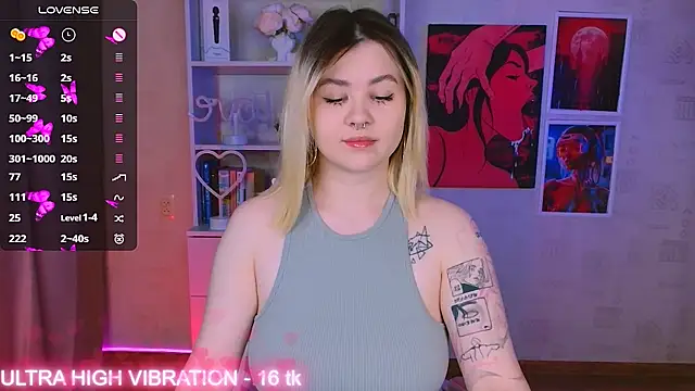 Snapshot of cutie_mili chatting on 02/10/25, 08:31 cutie mili online show from 02/10/25, 08:31