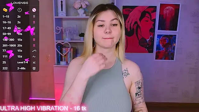 Snapshot of cutie_mili chatting on 02/11/25, 02:35 cutie mili online show from 02/11/25, 02:35