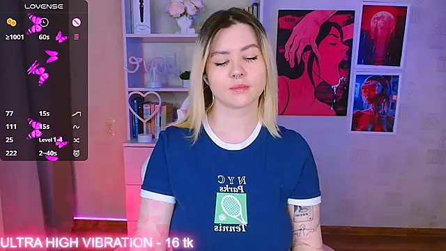 Snapshot of cutie_mili chatting on 02/11/25, 11:54 cutie mili online show from 02/11/25, 11:54