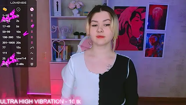 Snapshot of cutie_mili chatting on 02/16/25, 05:48 cutie mili online show from 02/16/25, 05:48