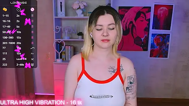 Snapshot of cutie_mili chatting on 02/18/25, 09:43 cutie mili online show from 02/18/25, 09:43