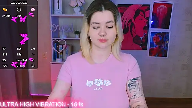 Snapshot of cutie_mili chatting on 02/26/25, 07:42 cutie mili online show from 02/26/25, 07:42