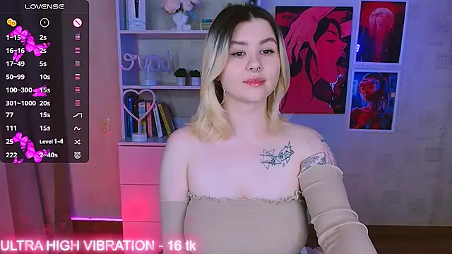 Snapshot of cutie_mili chatting on 02/27/25, 07:23 cutie mili online show from 02/27/25, 07:23