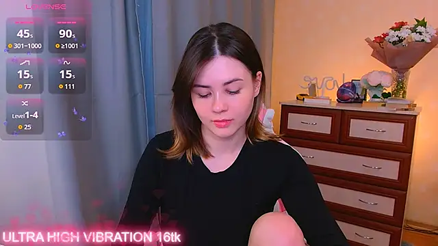 Snapshot of cutie_mili chatting on 10/13/25, 08:25 cutie mili online show from 10/13/25, 08:25