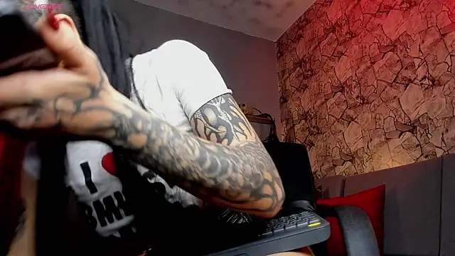 irregular fetish  online show from 12/04/24, 11:24